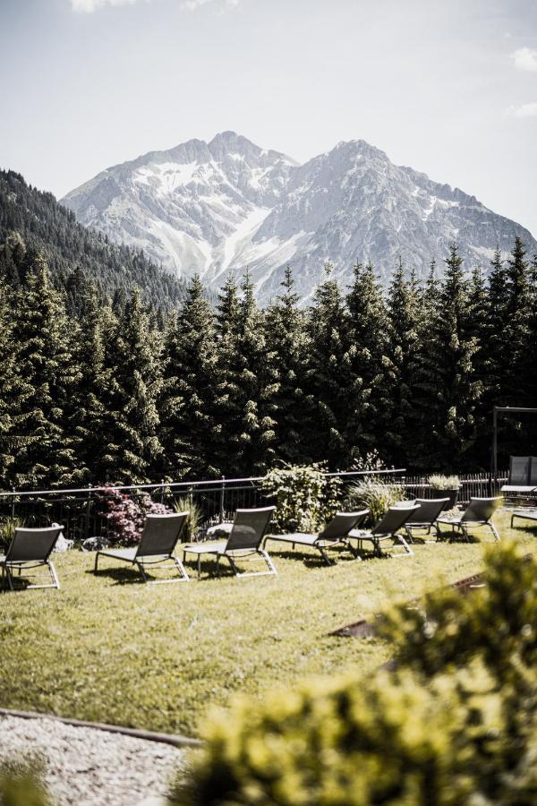 Verwoehn-Wellnesshotel Walserhof Hirschegg  Buitenkant foto